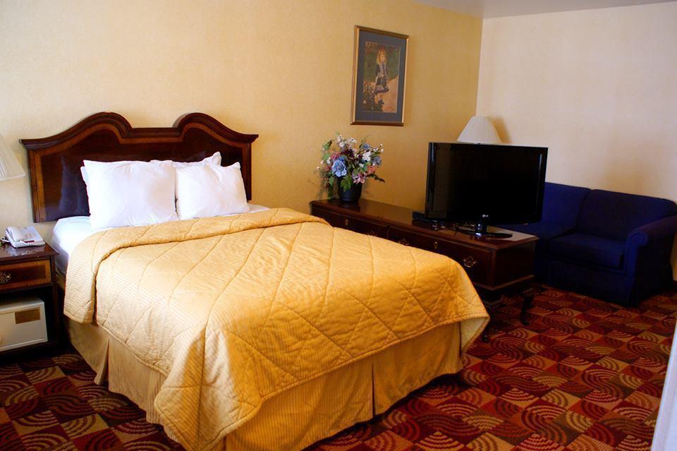 Comfort Suites Red Bluff Near I-5 Extérieur photo