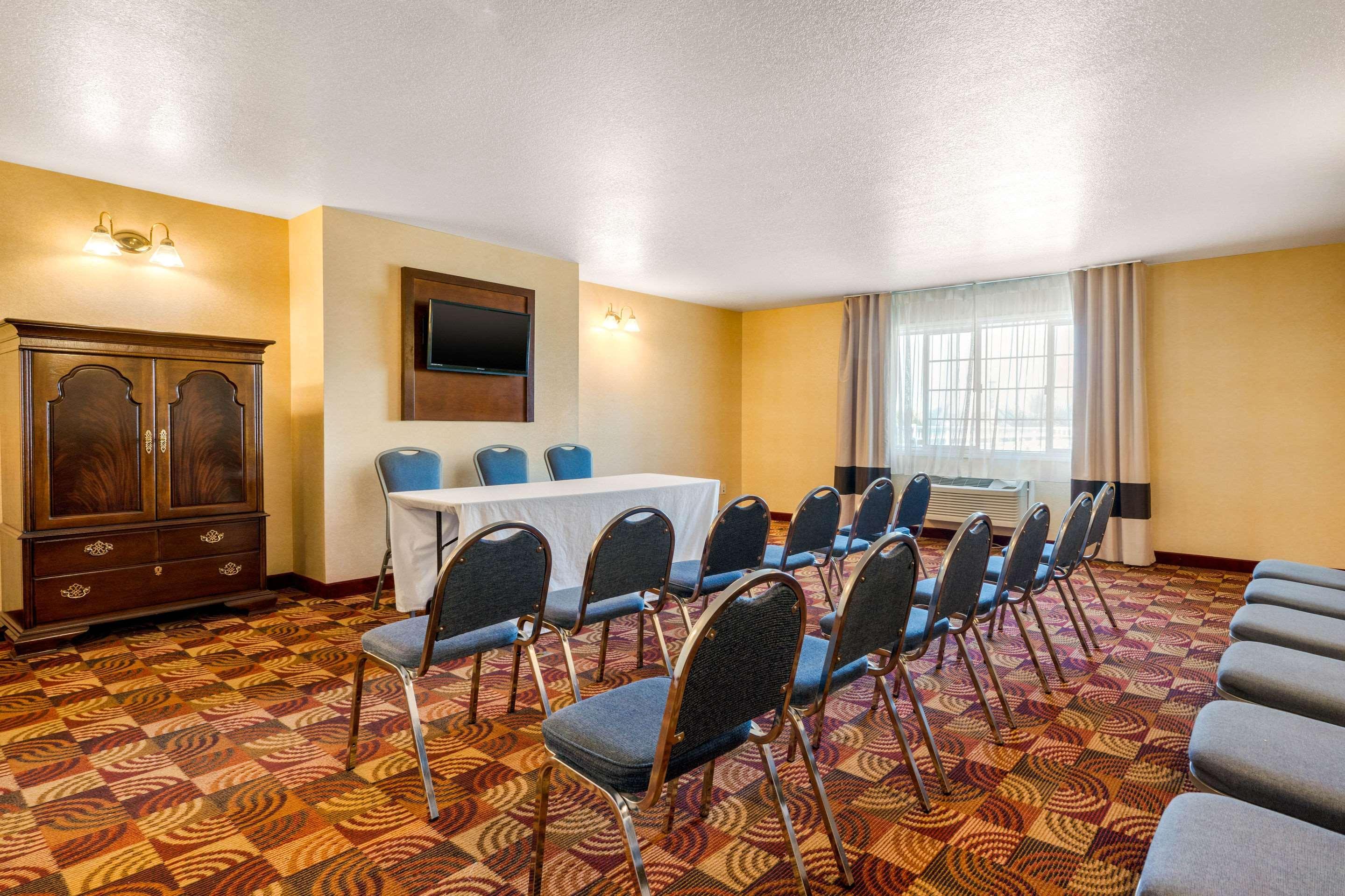 Comfort Suites Red Bluff Near I-5 Extérieur photo