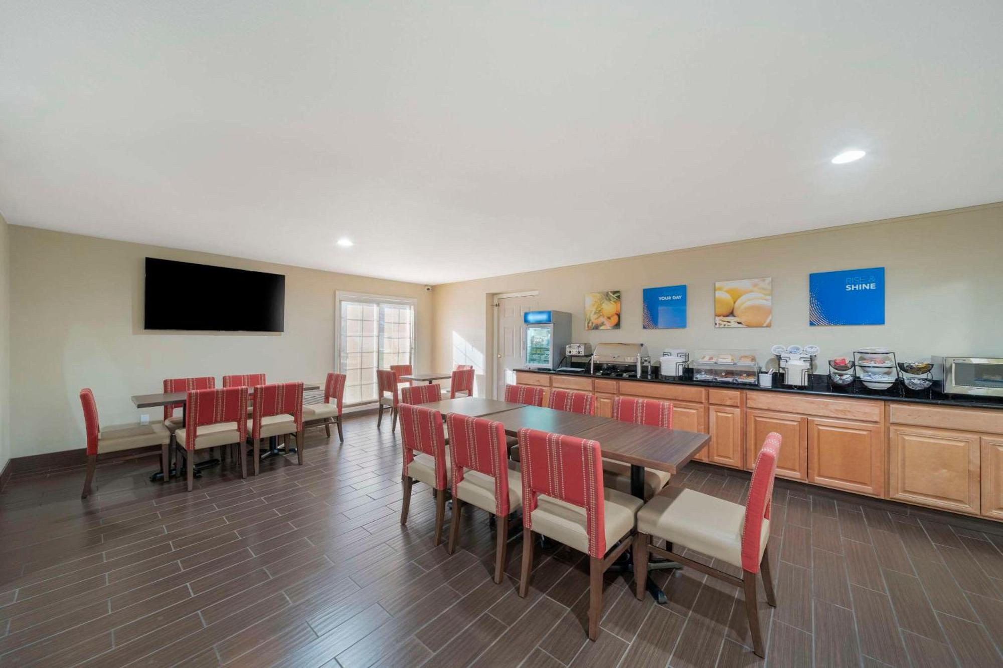 Comfort Suites Red Bluff Near I-5 Extérieur photo