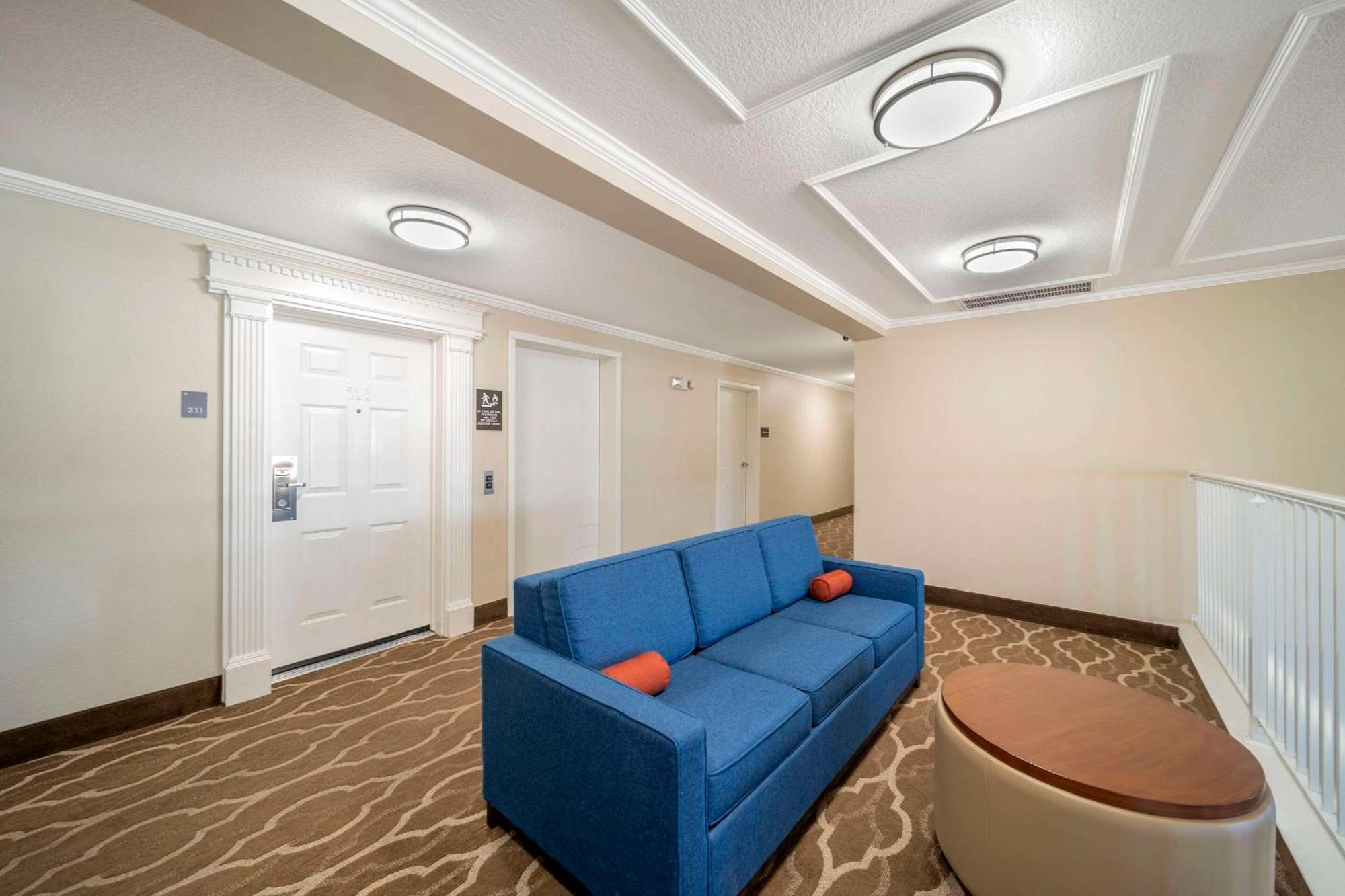 Comfort Suites Red Bluff Near I-5 Extérieur photo