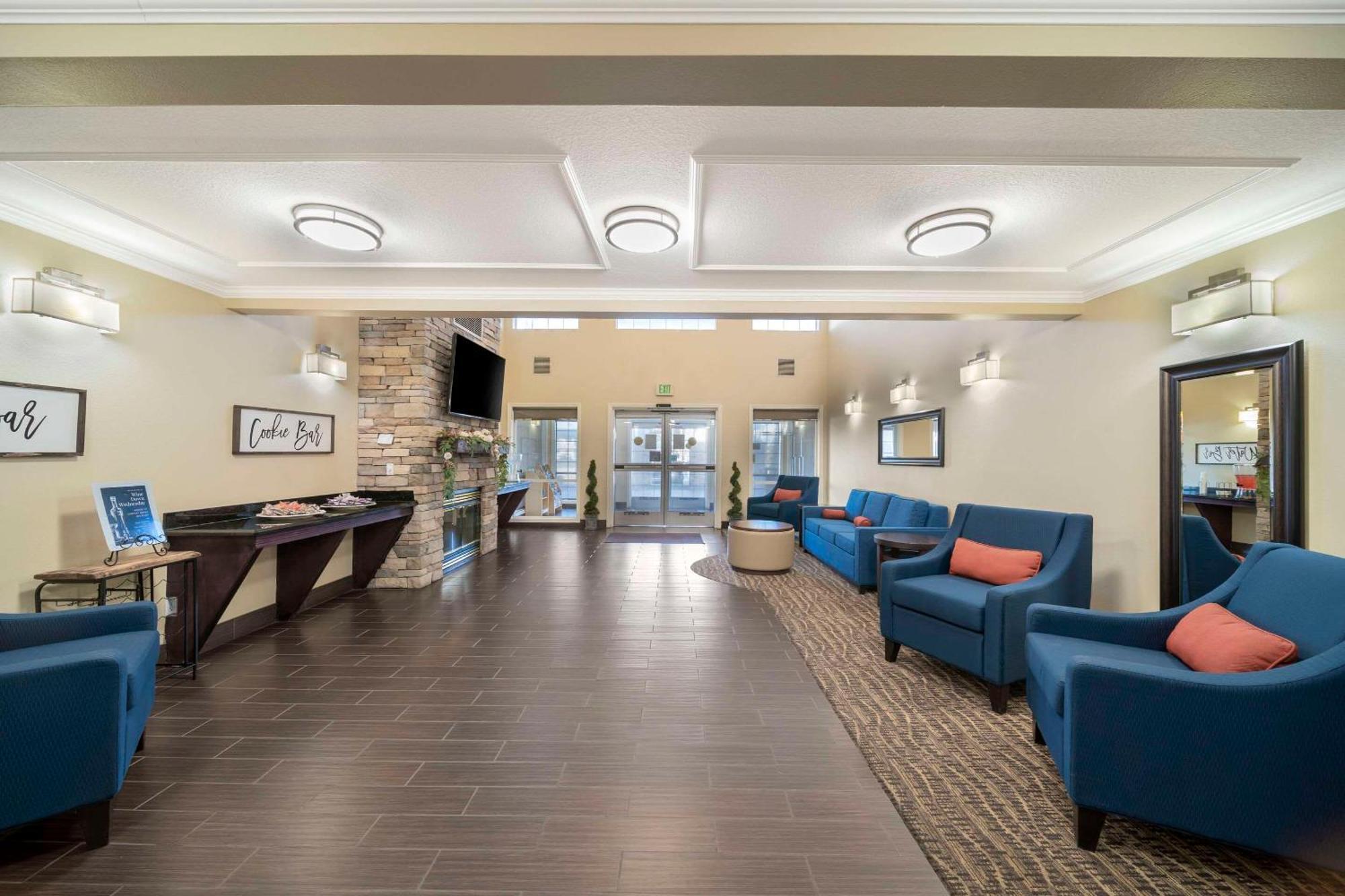 Comfort Suites Red Bluff Near I-5 Extérieur photo